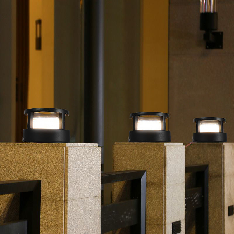Lexlium Outdoor Wall Light