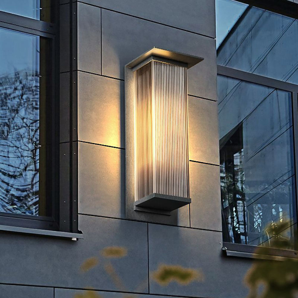 Nolmilen Outdoor Wall Light