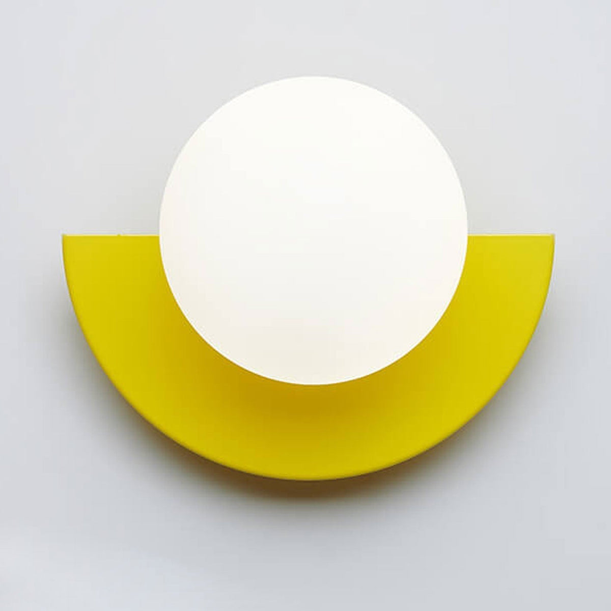 Lioon Globe Wall Light