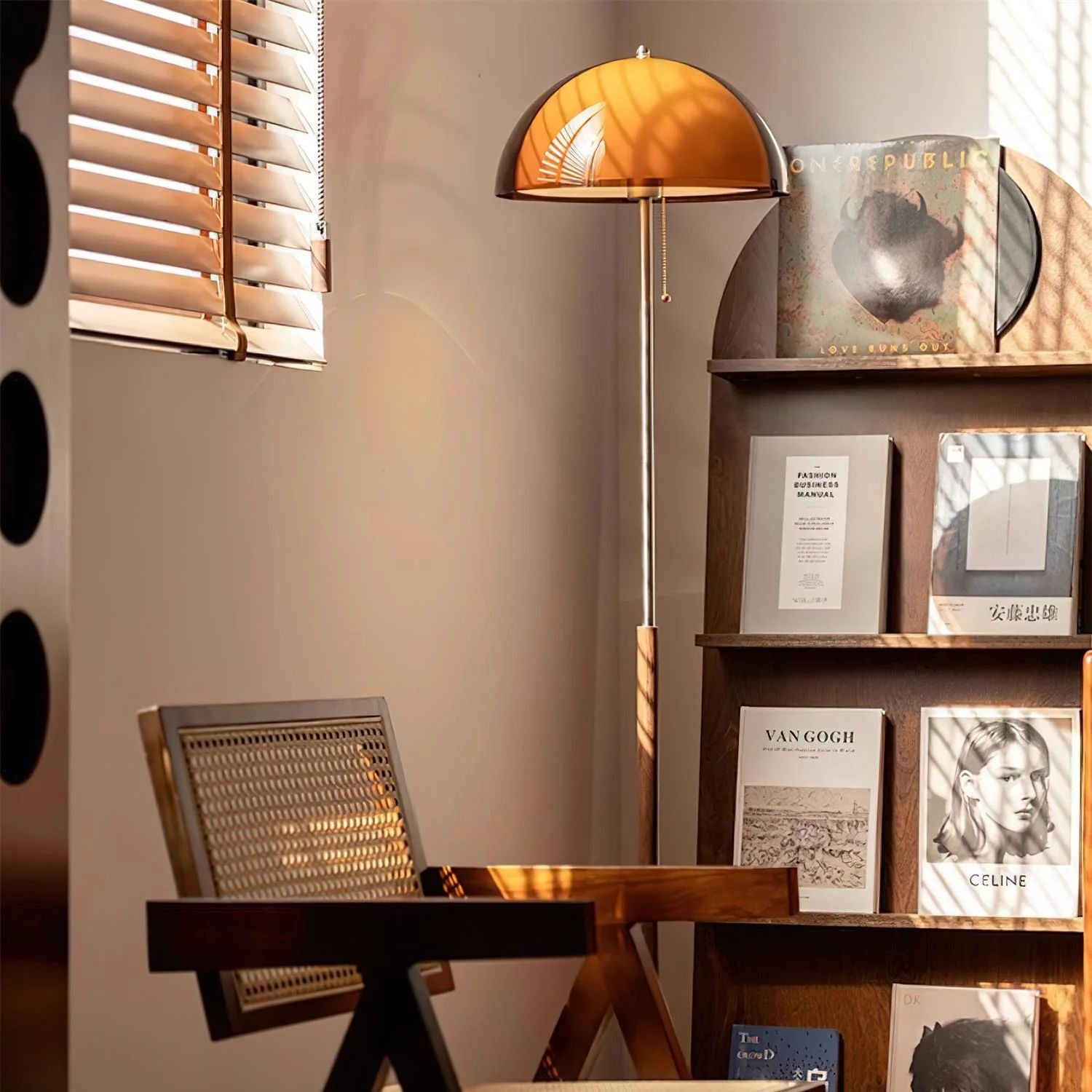 Tevilso Floor Lamp