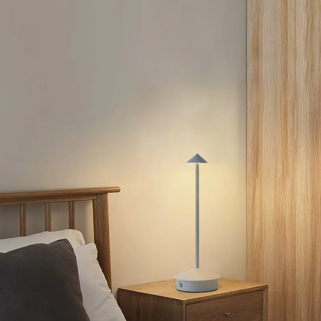 Noaerum Cone Table Lamp