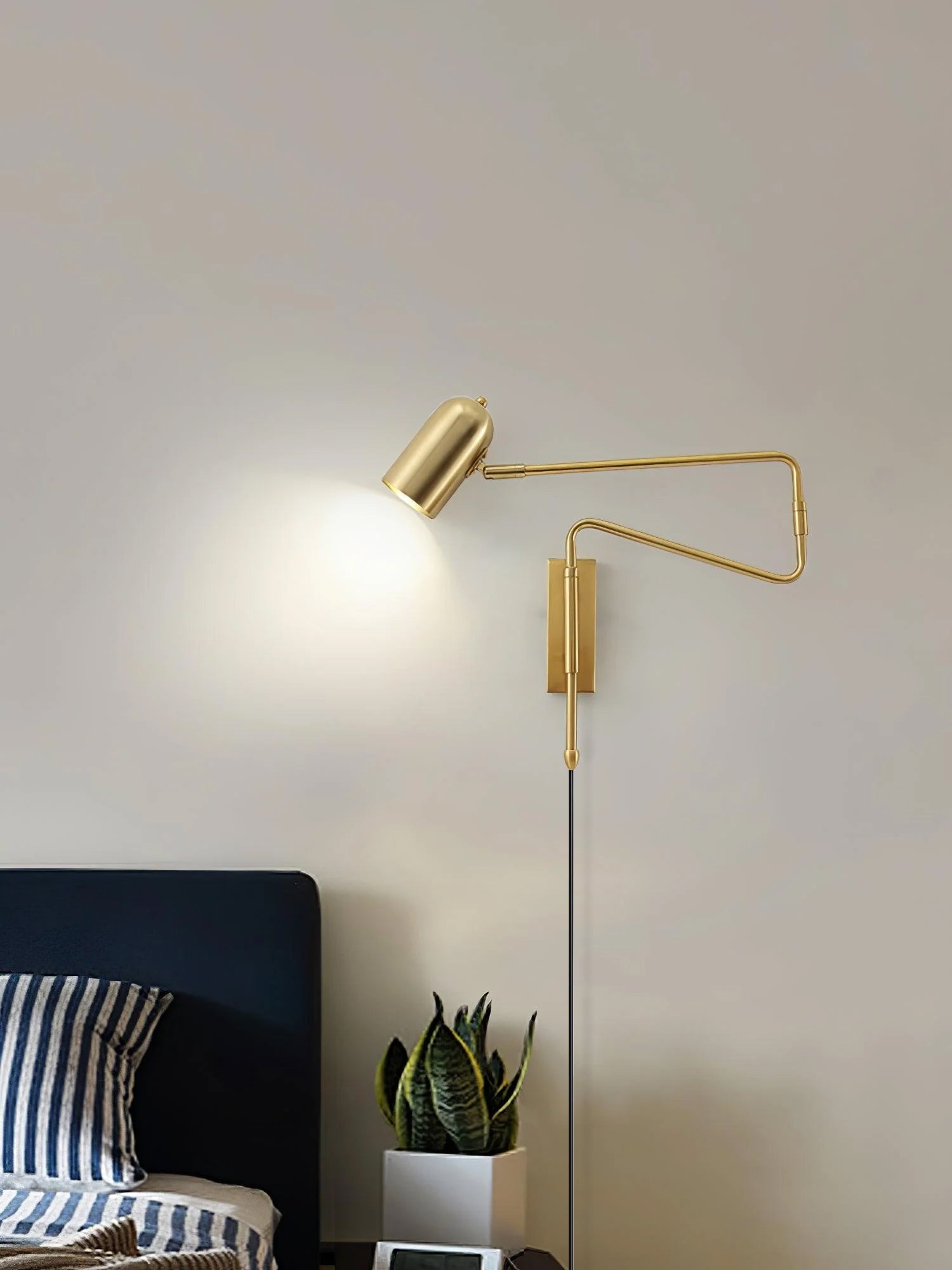 Paxdenko Adjustable Wall Light