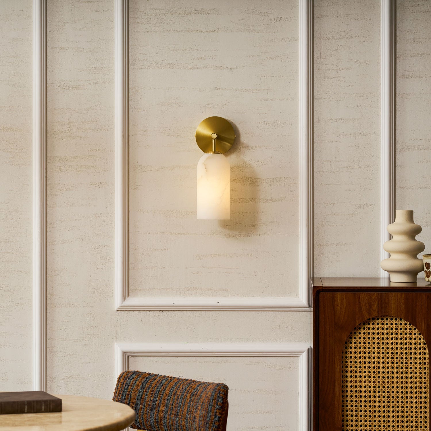 Velaton Wall Light