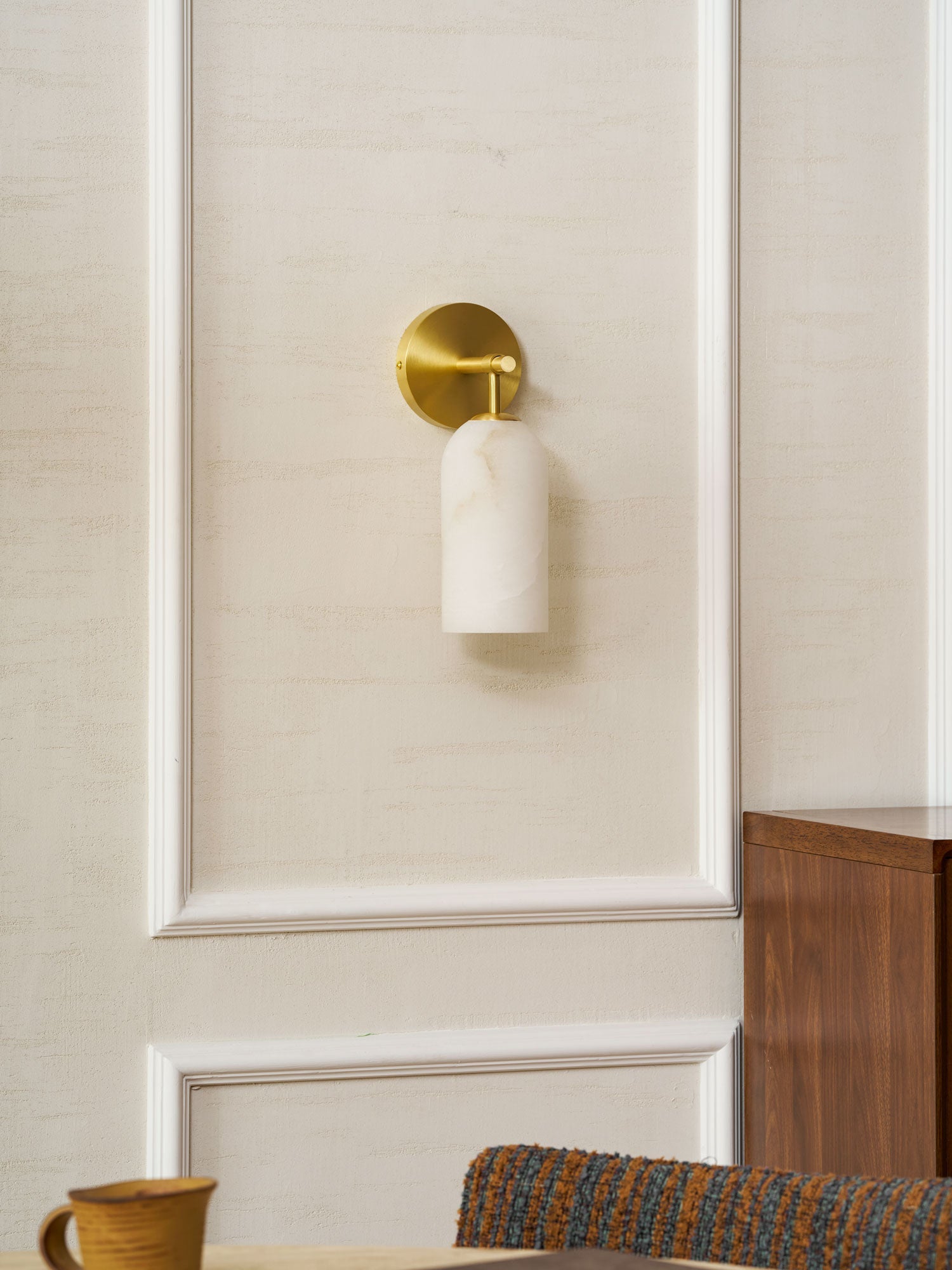 Velaton Wall Light