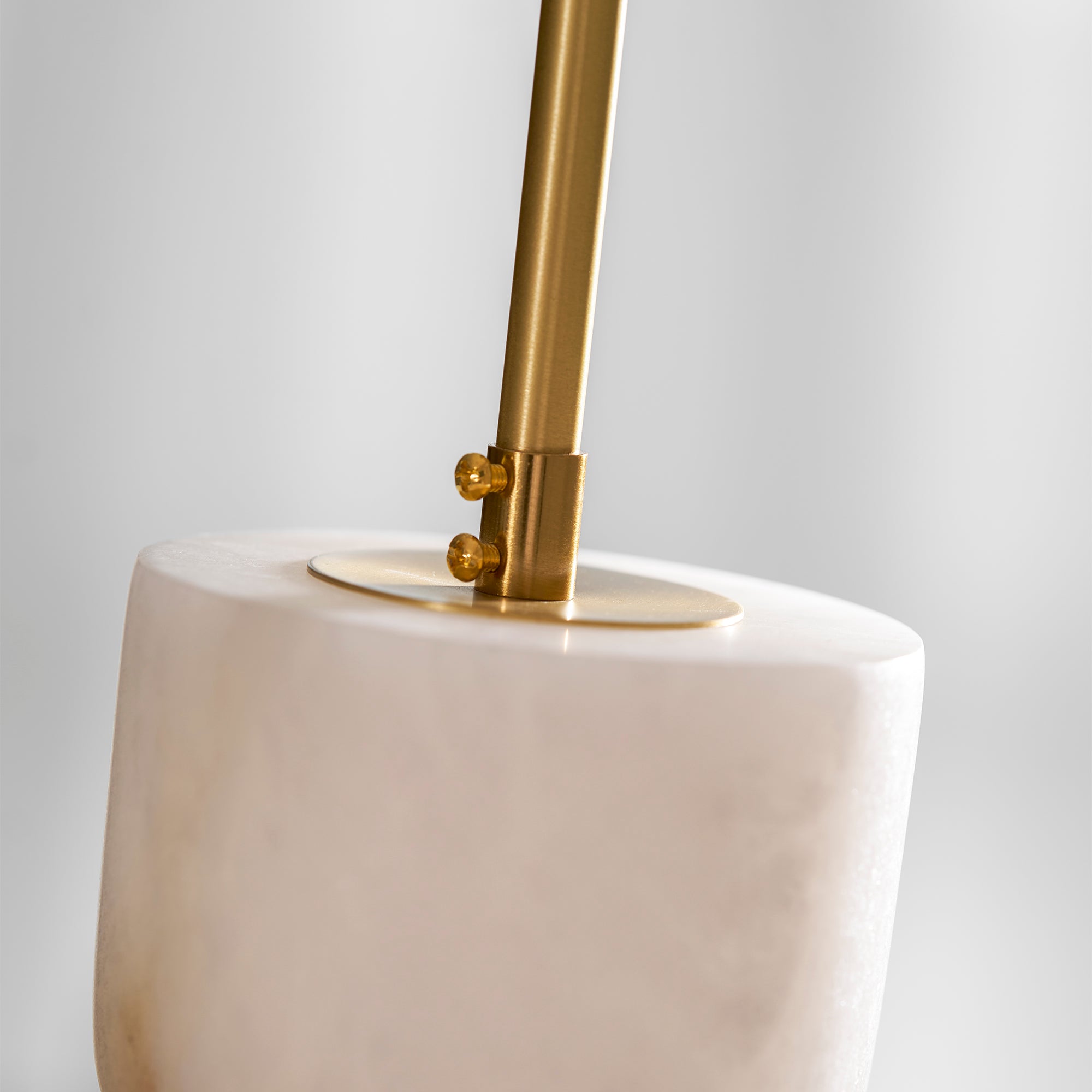 Reefis Alabaster Pendant Light