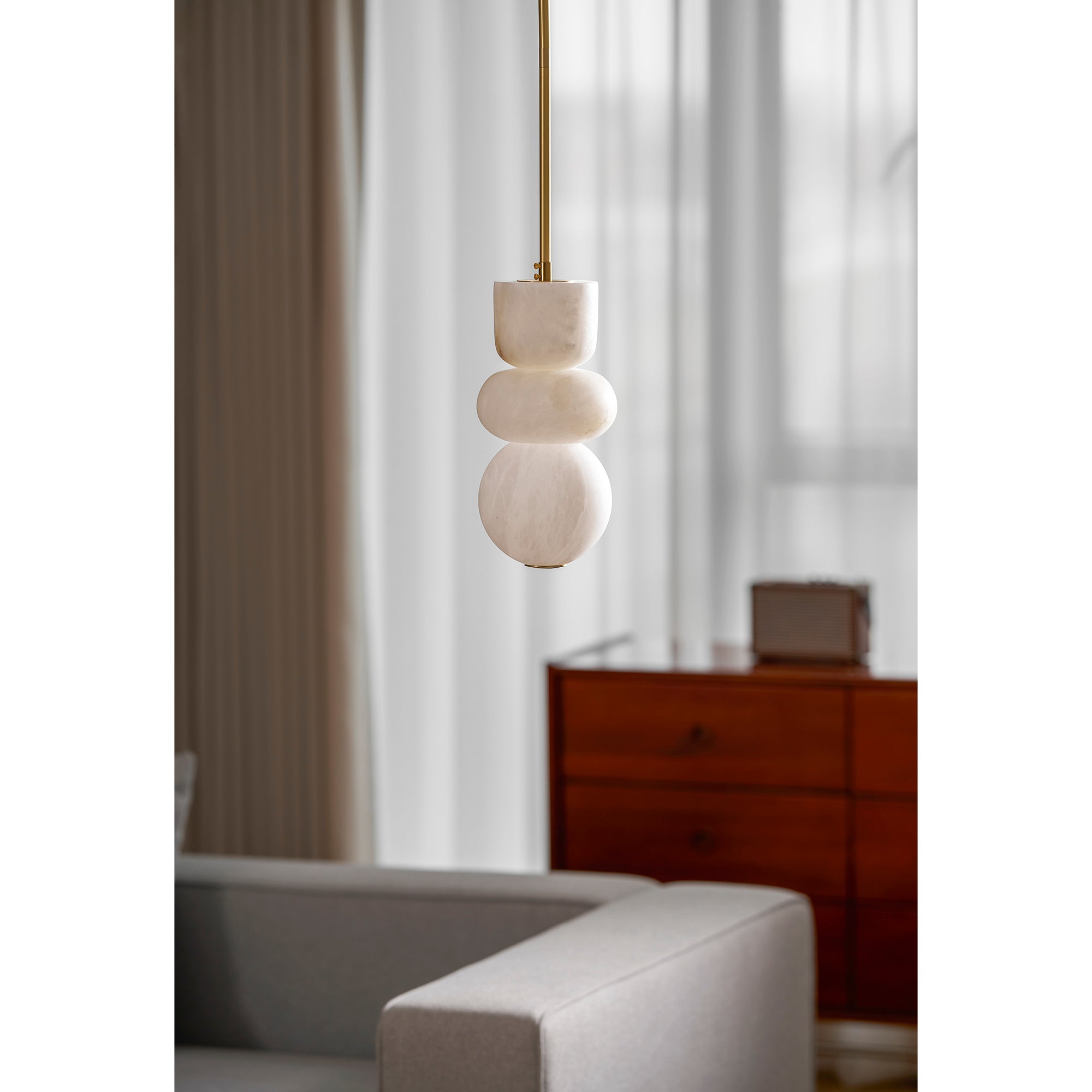 Reefis Alabaster Pendant Light
