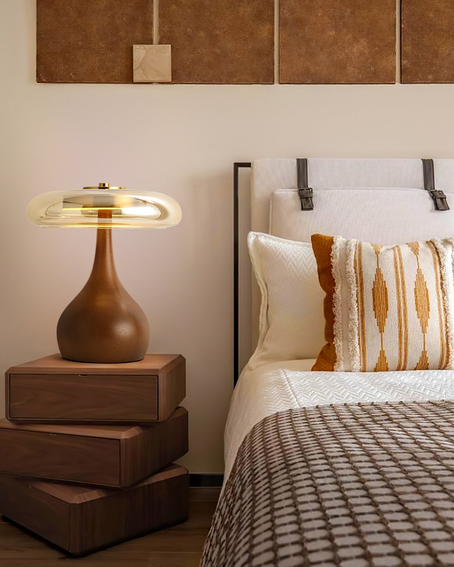 Sorain Table Lamp