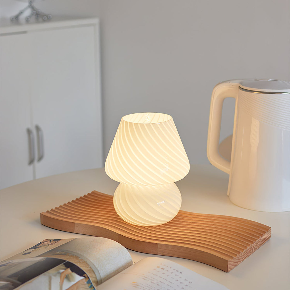 Ansel Glass Table Lamp – detail 9