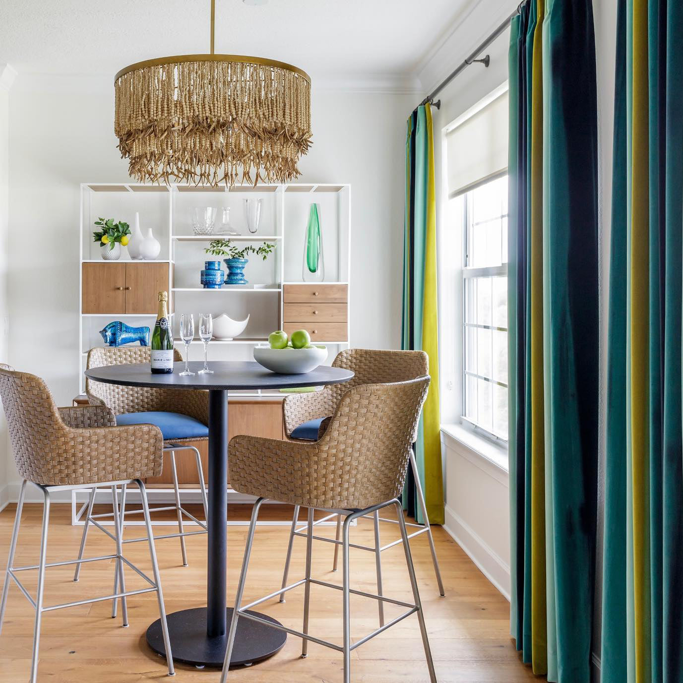 Delar Chandelier