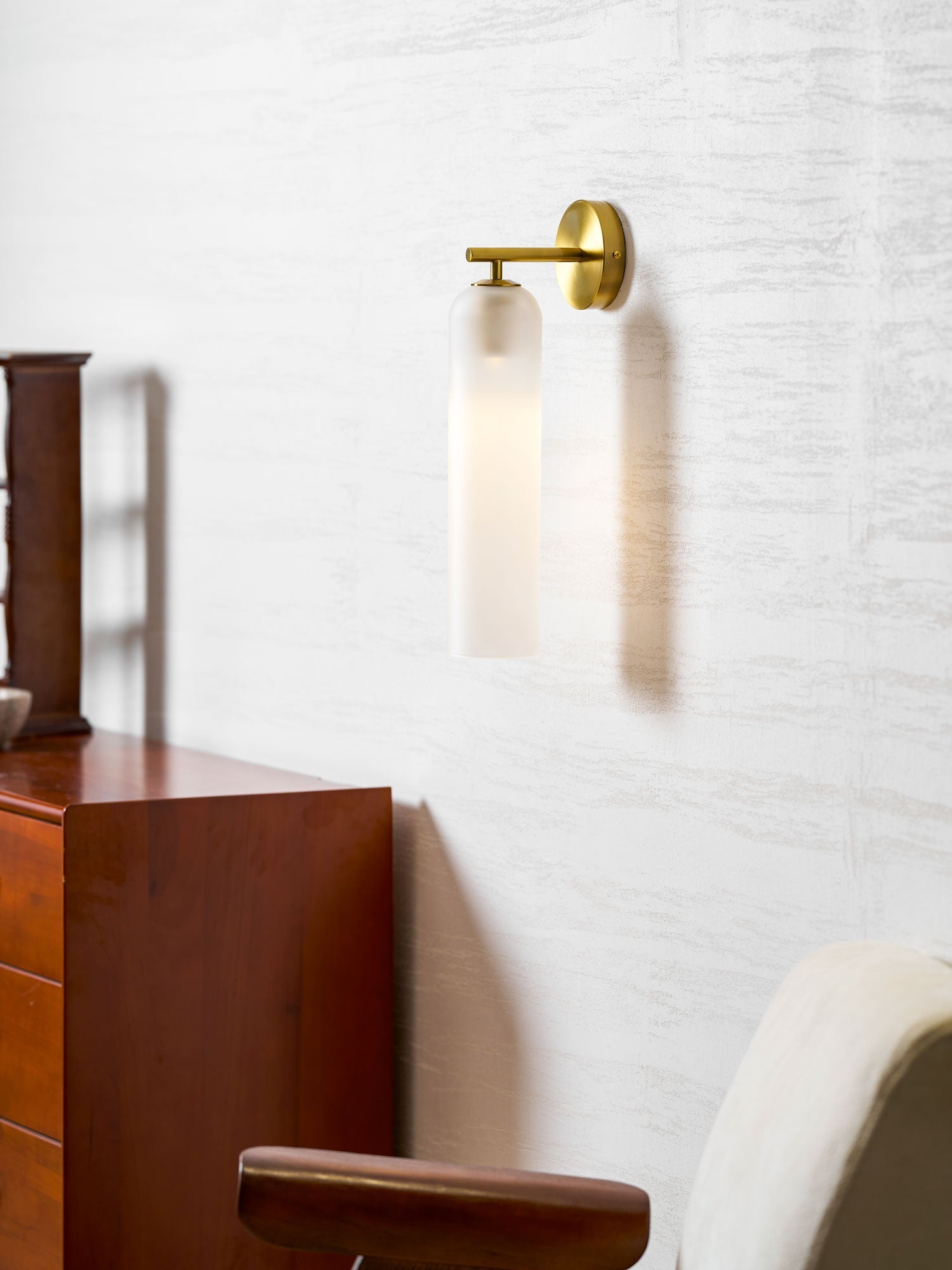 Larkar Tube Wall Light