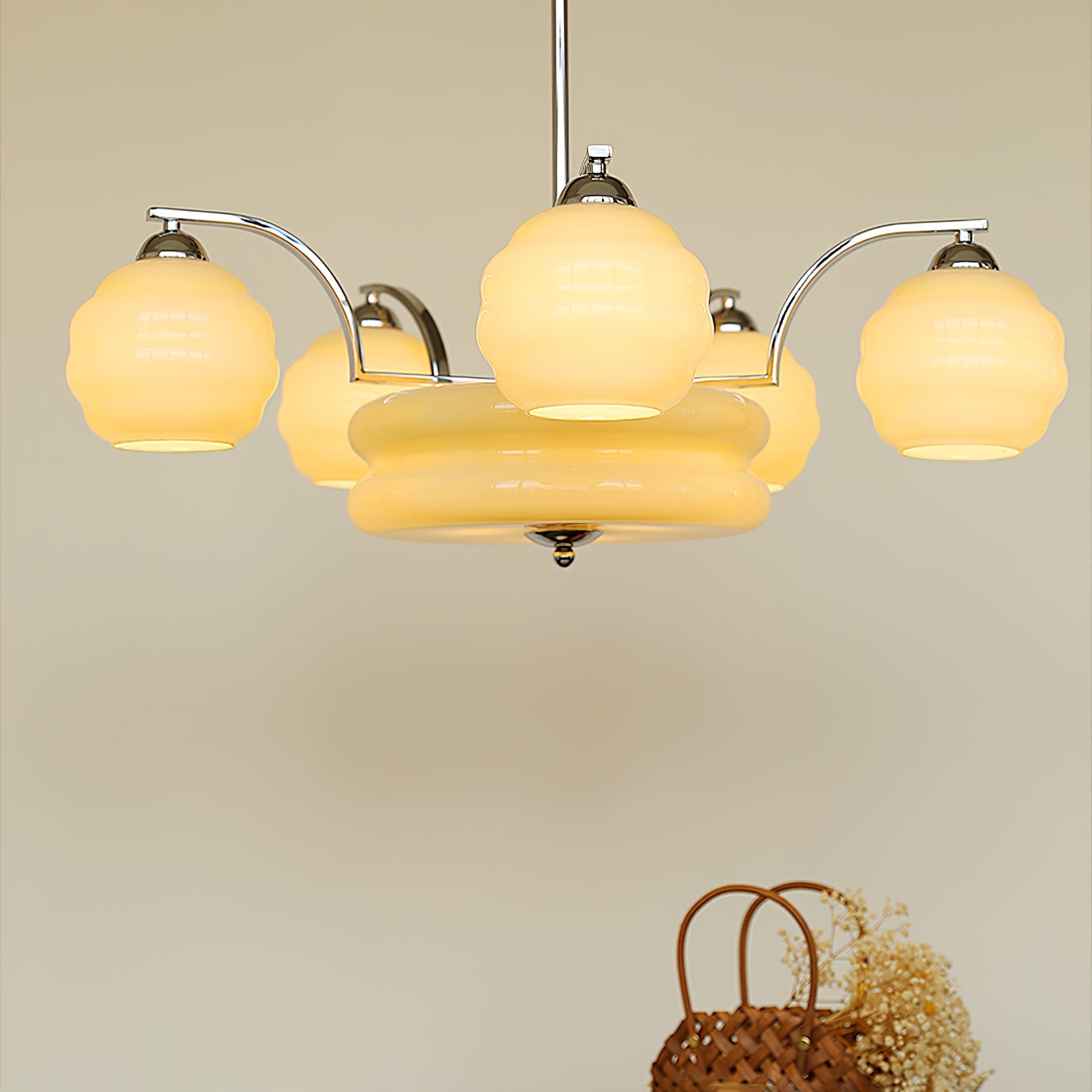 Virolania Vintage Chandelier