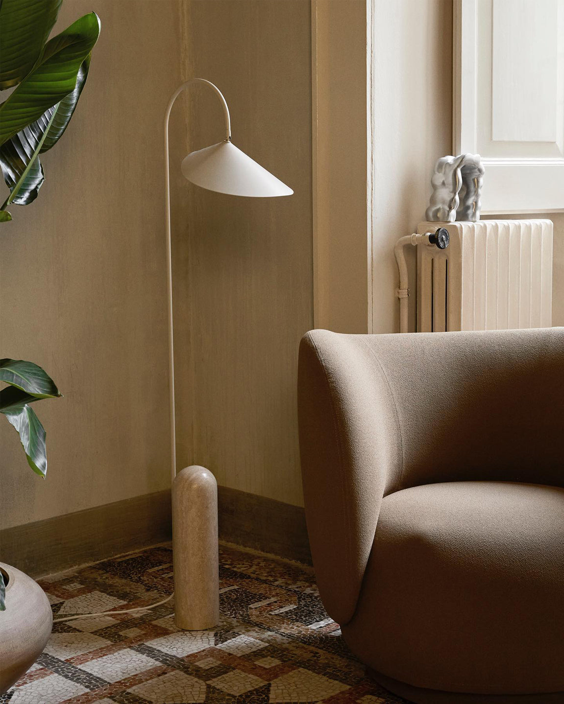 Sageeka Minimalist Floor Lamp