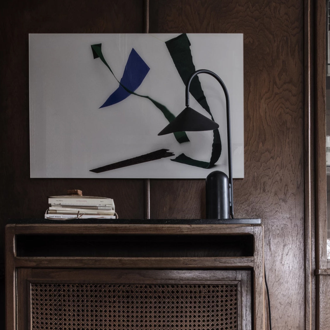 Axivale Minimalist Table Lamp