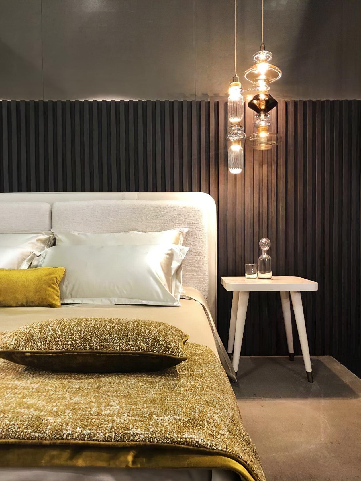 Liomium Pendant Light