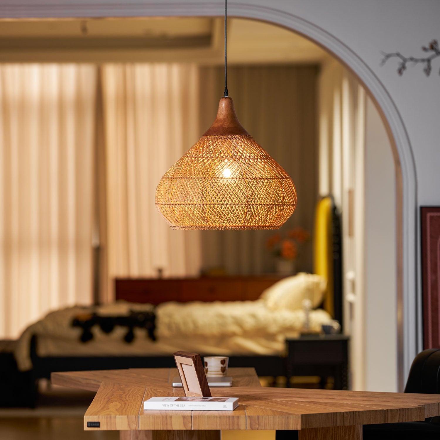 Baynova Pendant Light
