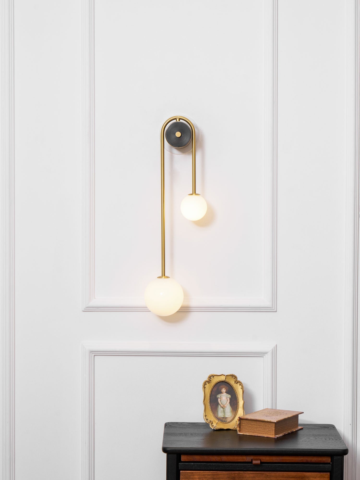 Kofaro Arc Wall Light