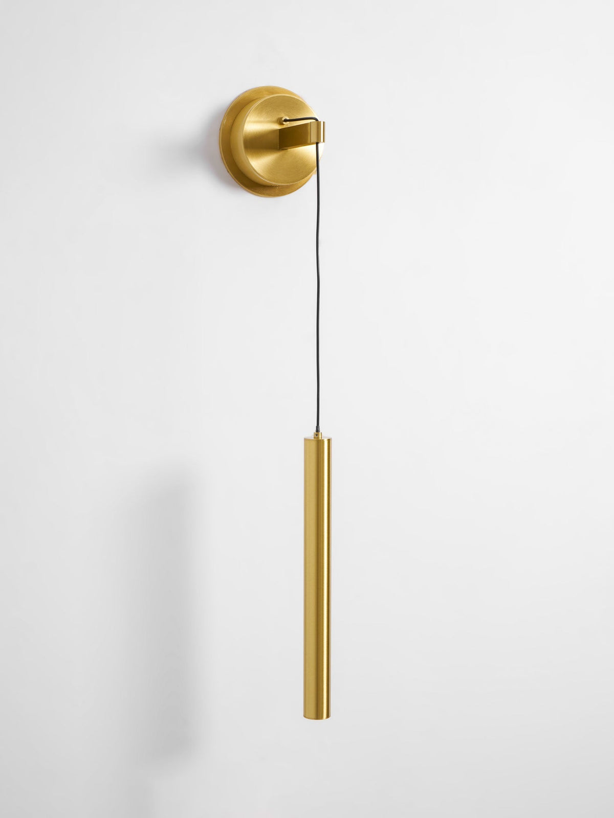 Brass Line Wall Light – detail 33