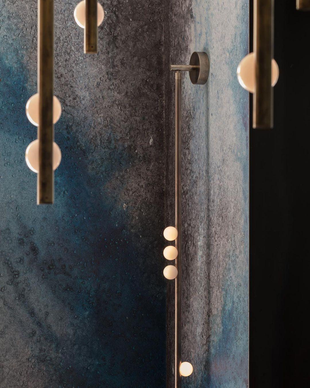 Koiafe Tube Wall Light