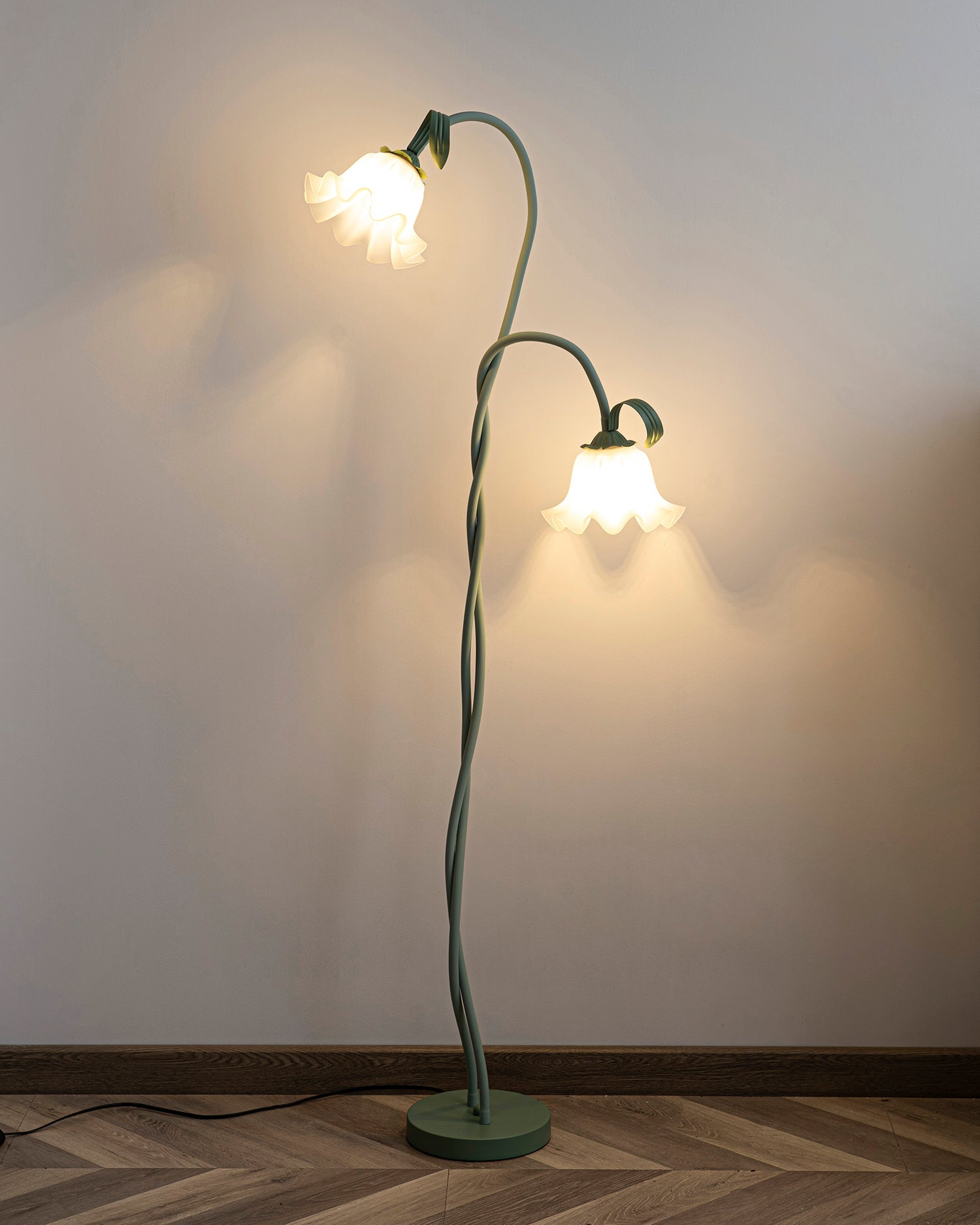 Talivay Floral Floor Lamp