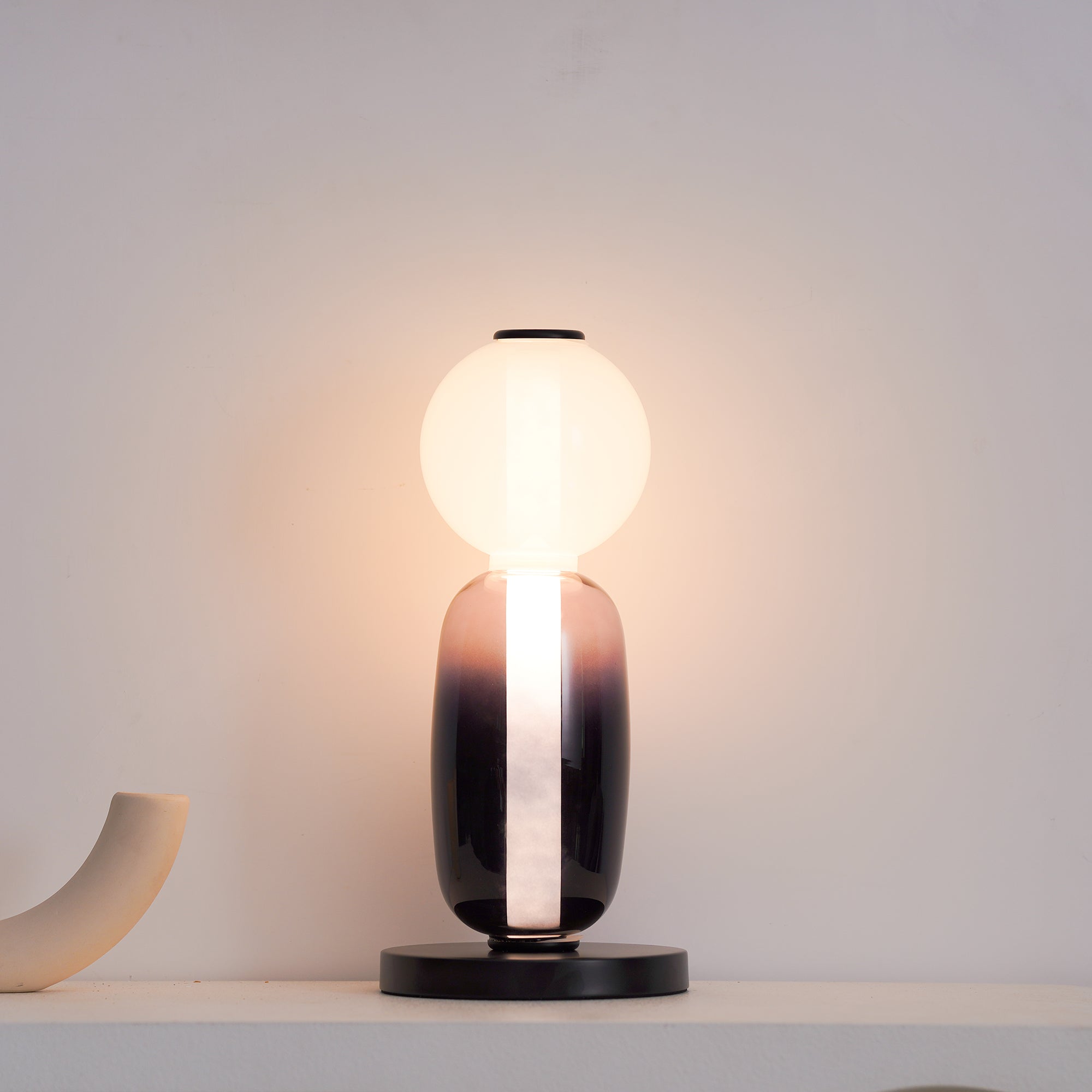 Daray Table Lamp