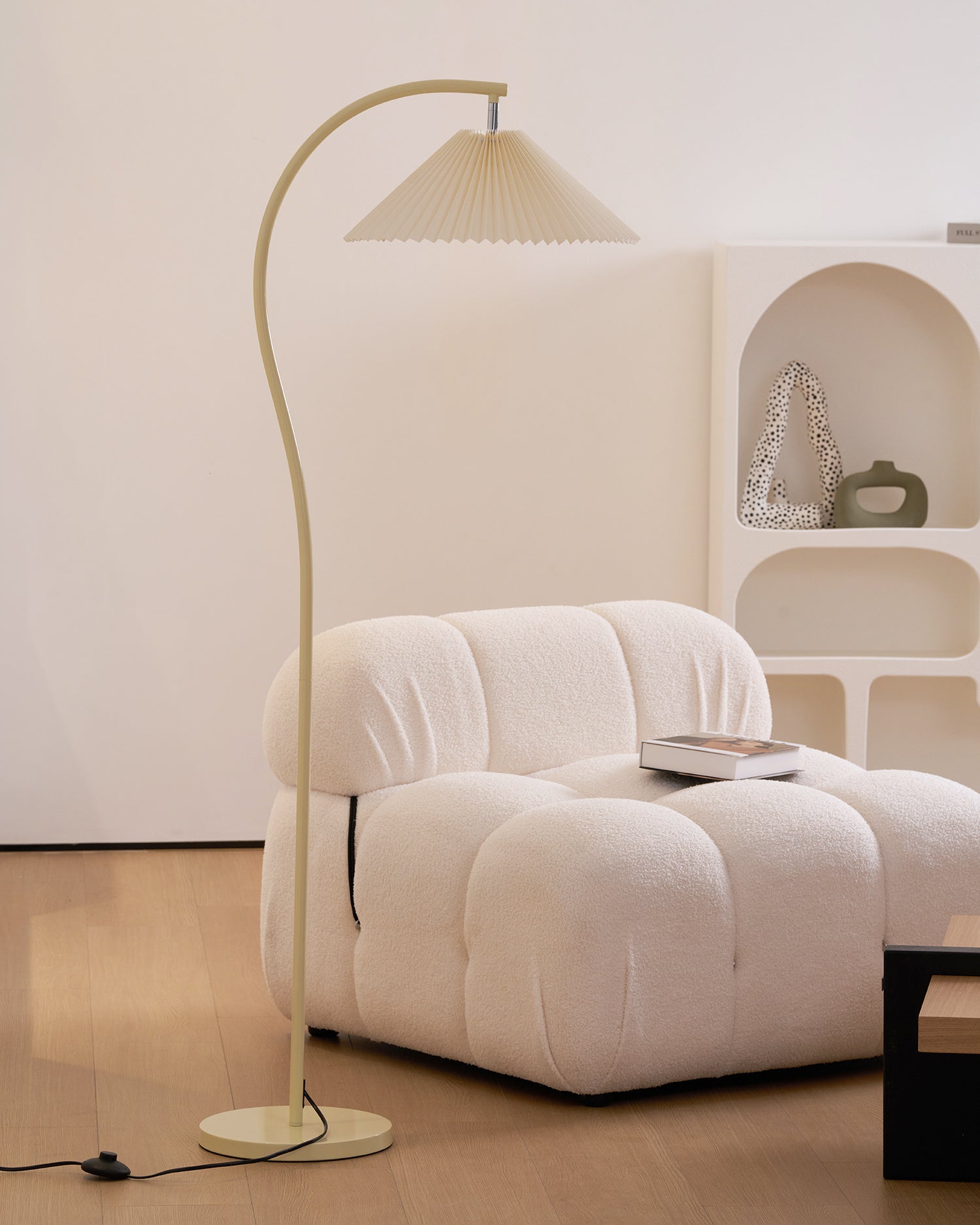 Arelino Floor Lamp