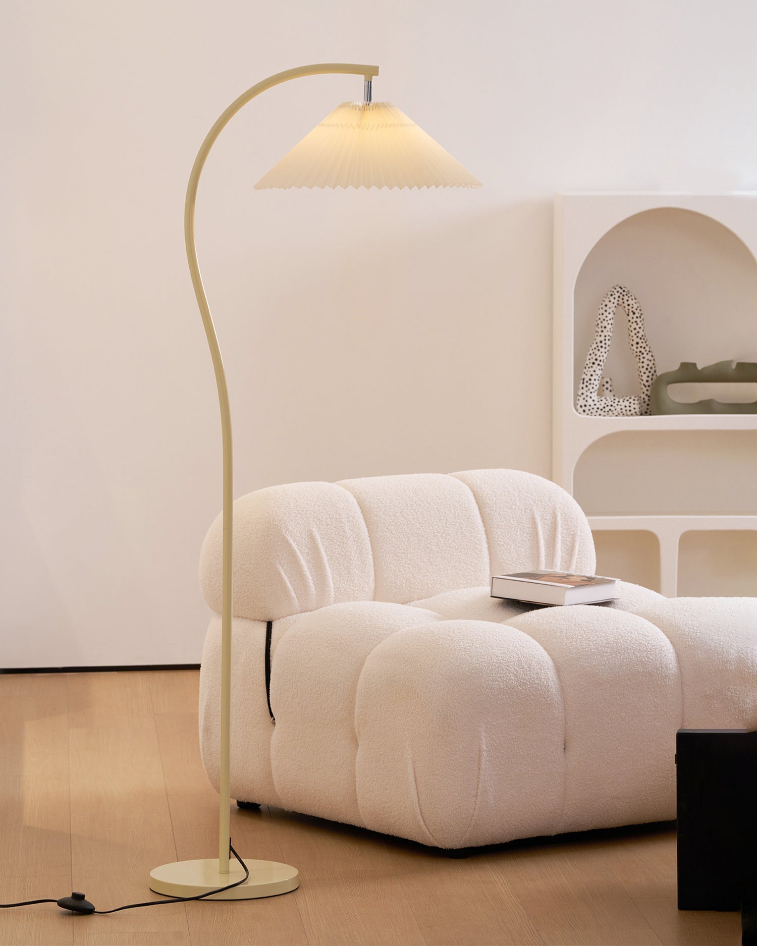 Arelino Floor Lamp