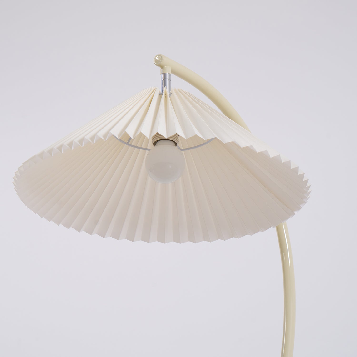 Arelino Floor Lamp