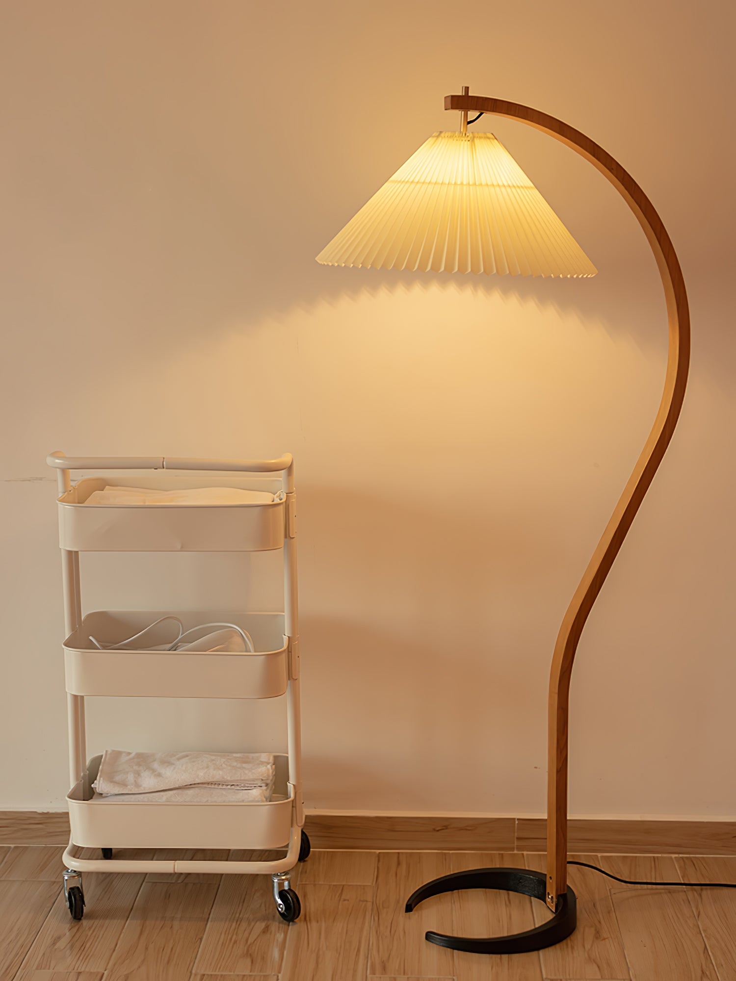 Avey Floor Lamp