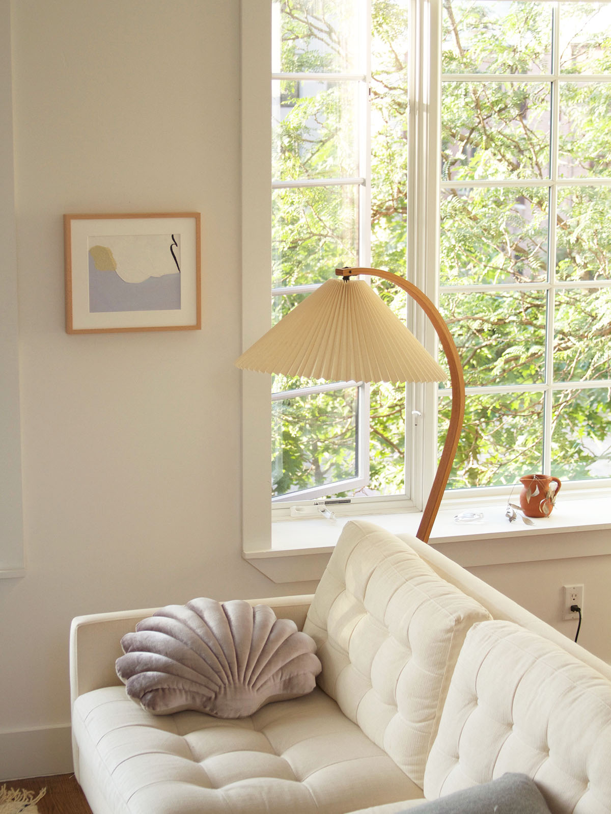 Avey Floor Lamp