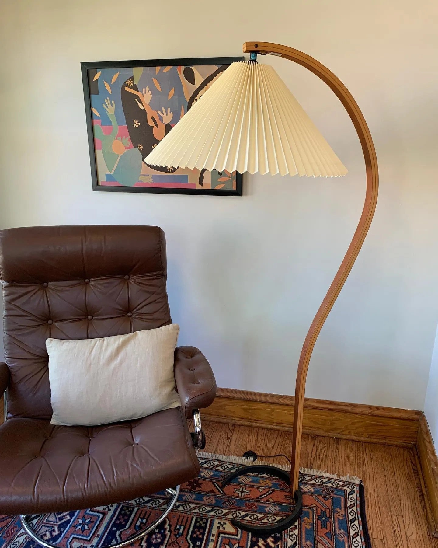Avey Floor Lamp