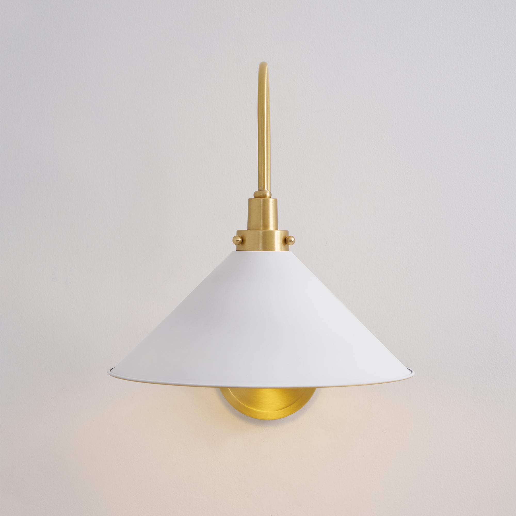 Elkuis Cone Wall Light