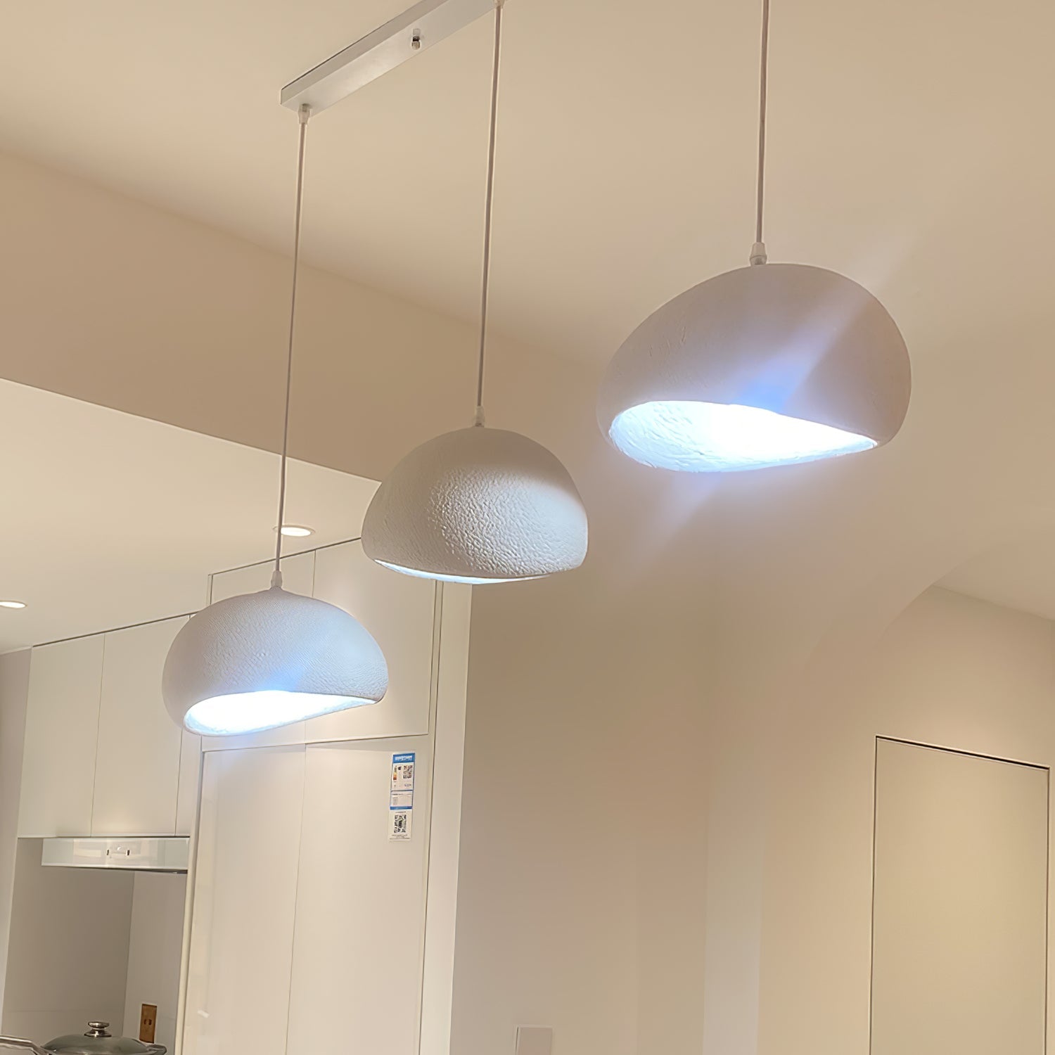 Noave Pendant Light