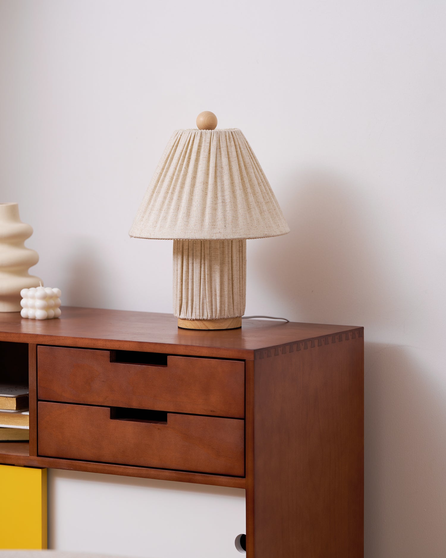 Zelenka Retro Table Lamp
