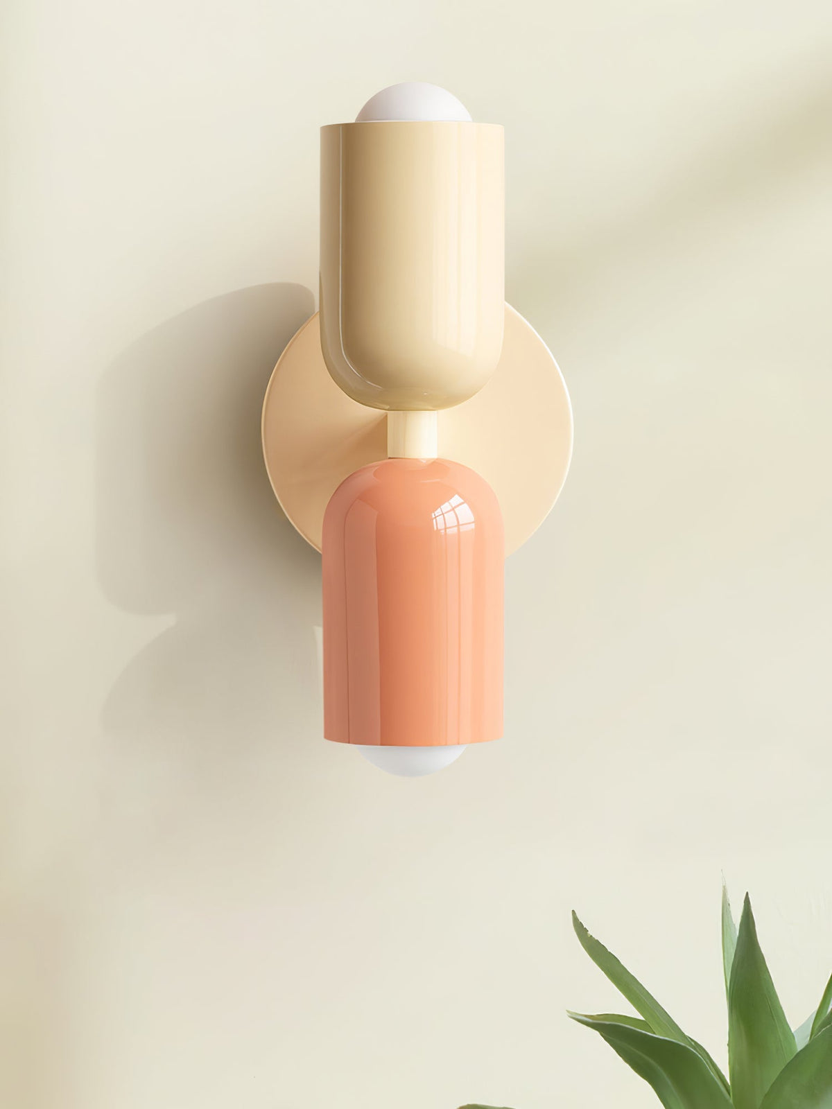 Couleur Double Plug In Wall Lamp - Vakkerlight