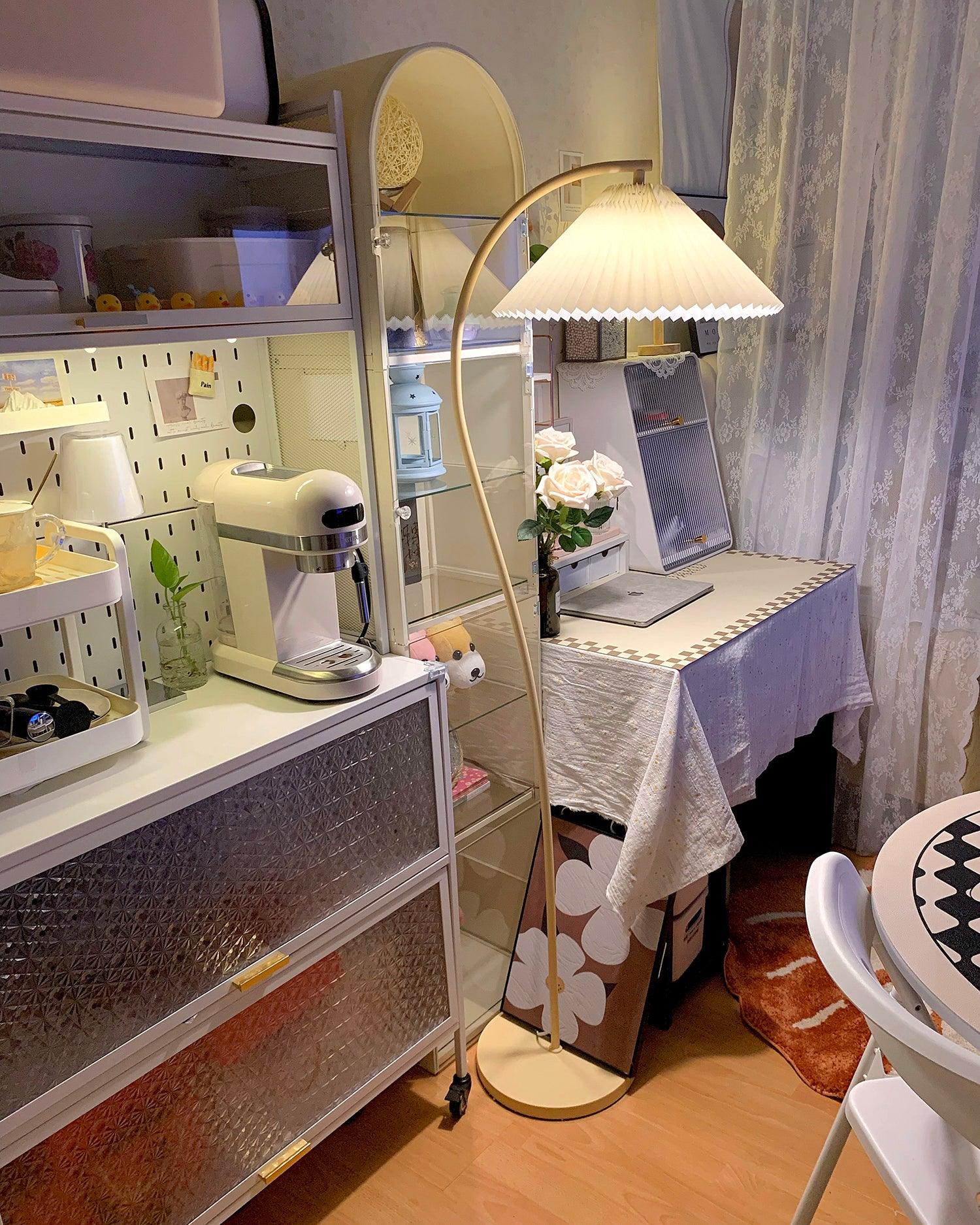 Arelino Floor Lamp
