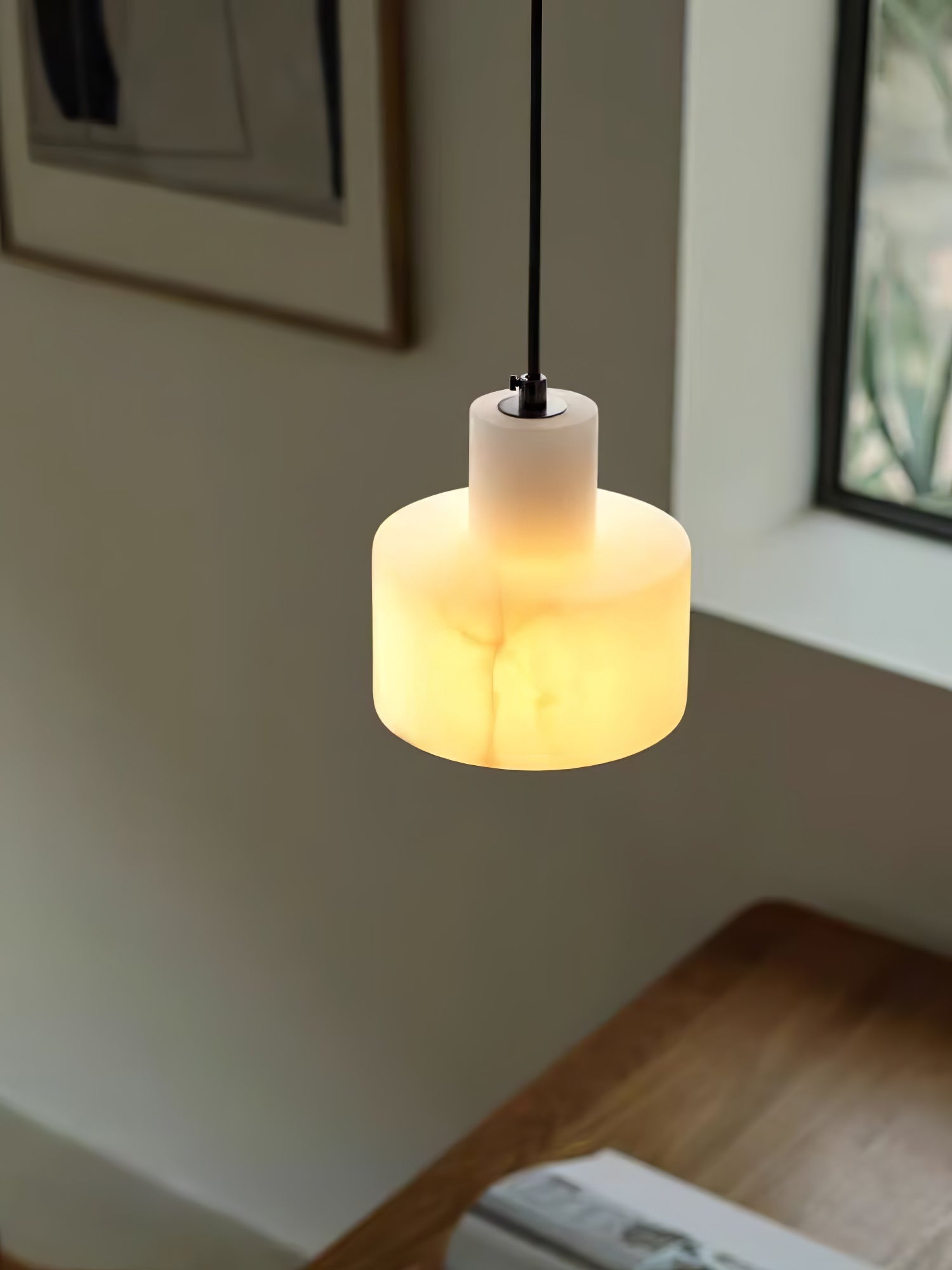 Parelia Pendant Light