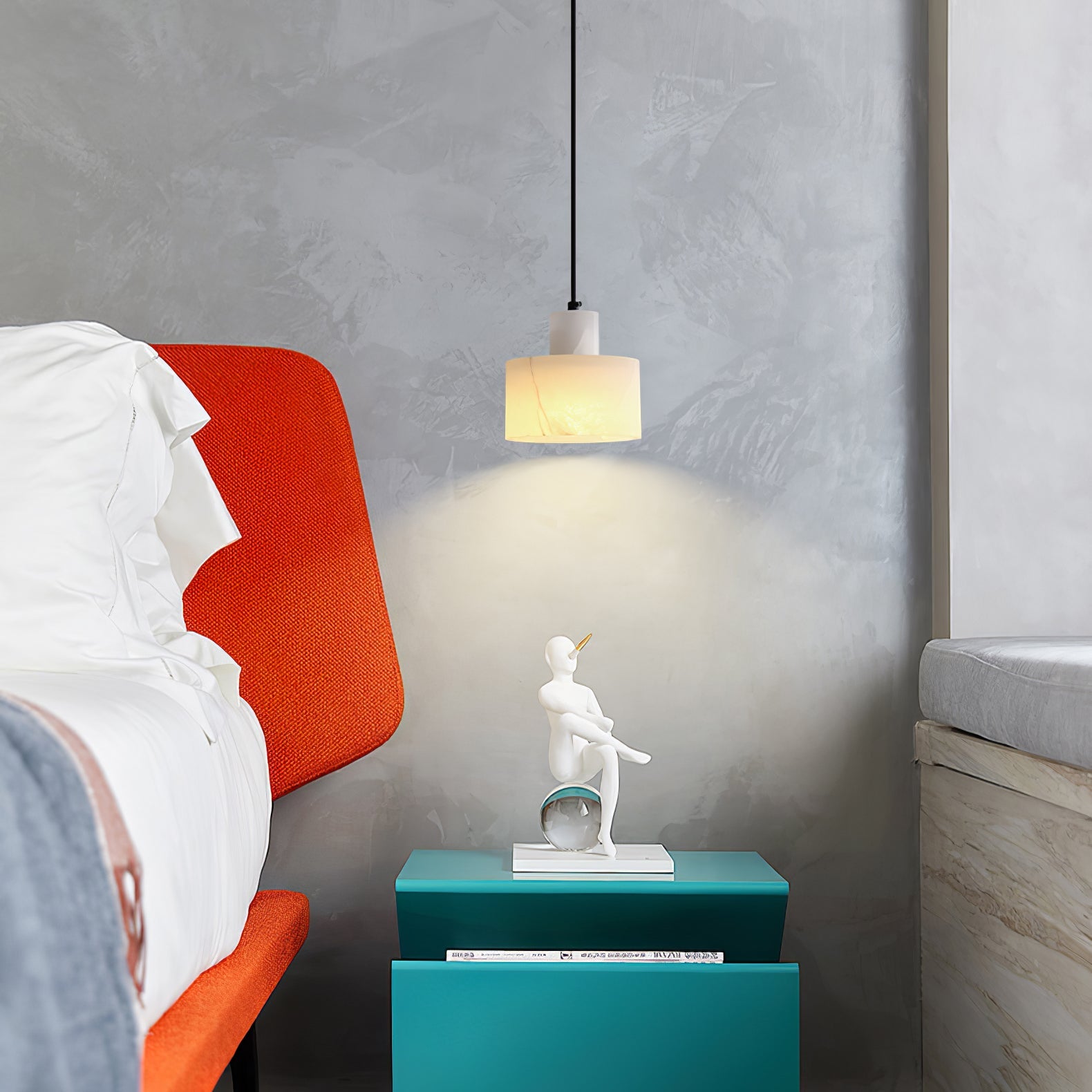 Parelia Pendant Light