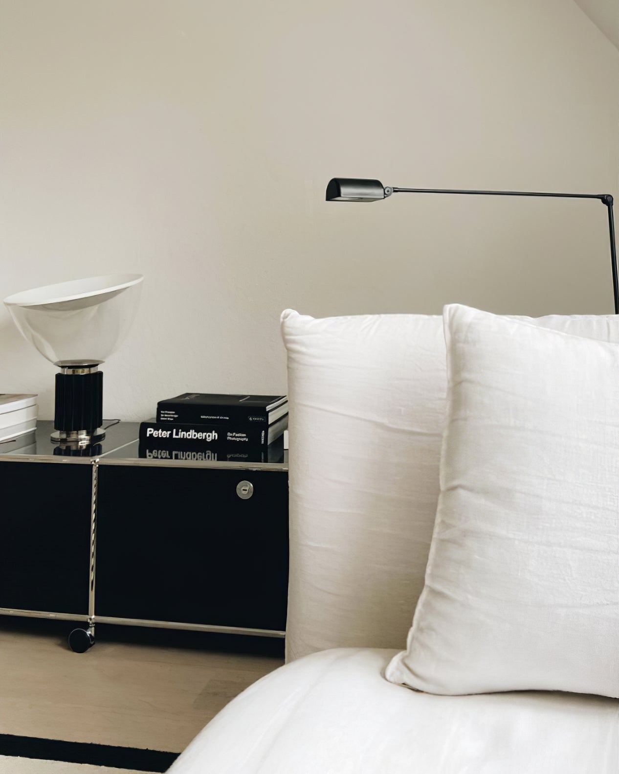 Halelyn Floor Lamp