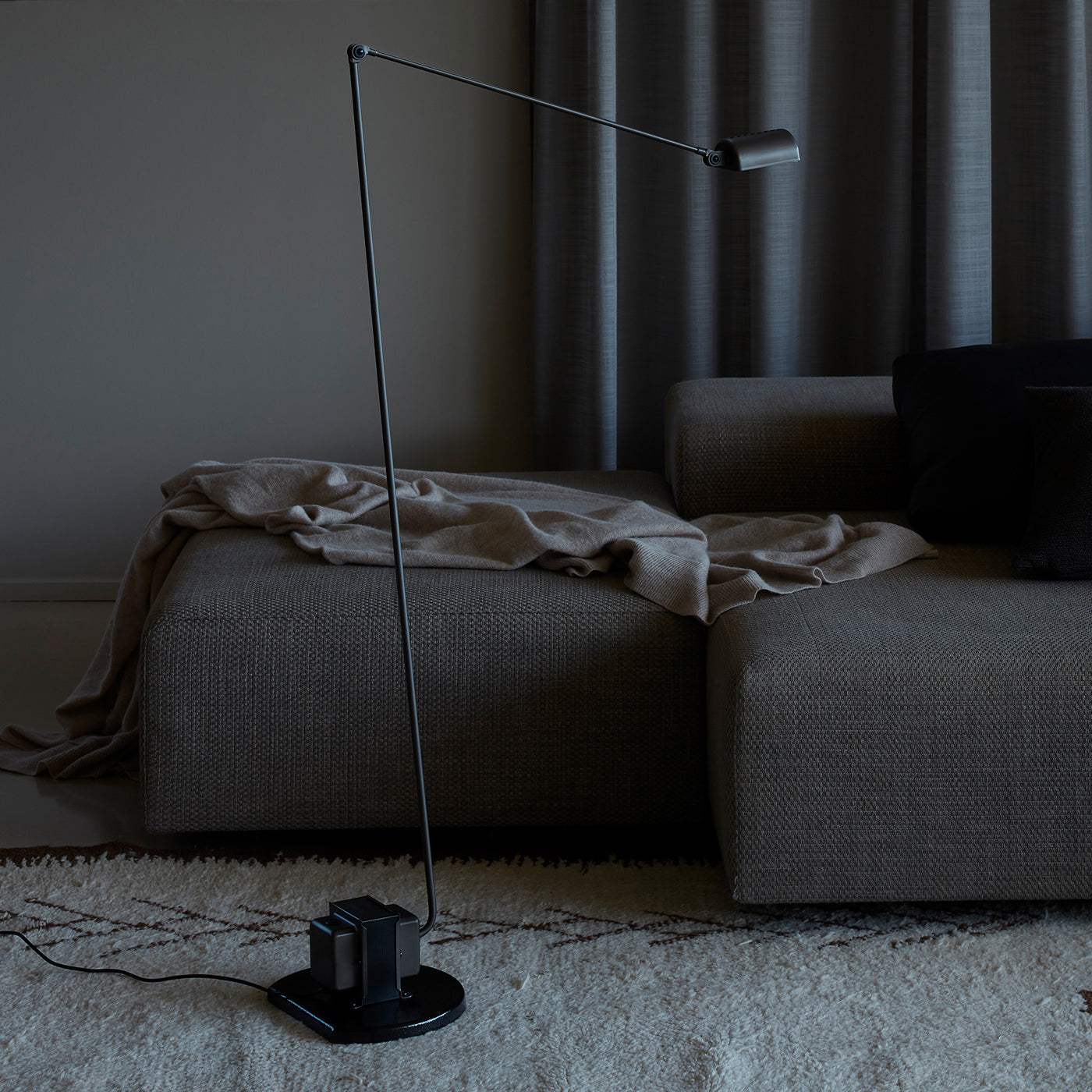 Halelyn Floor Lamp