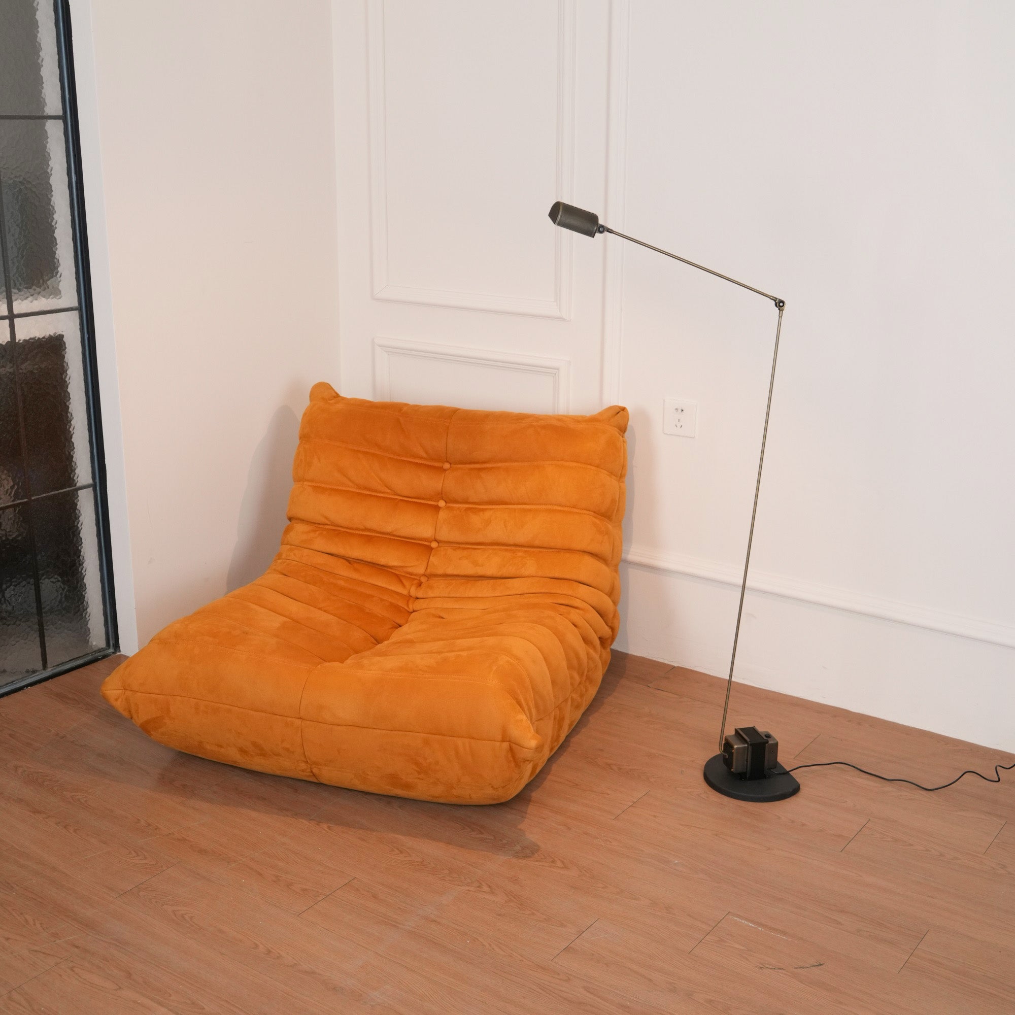 Halelyn Floor Lamp