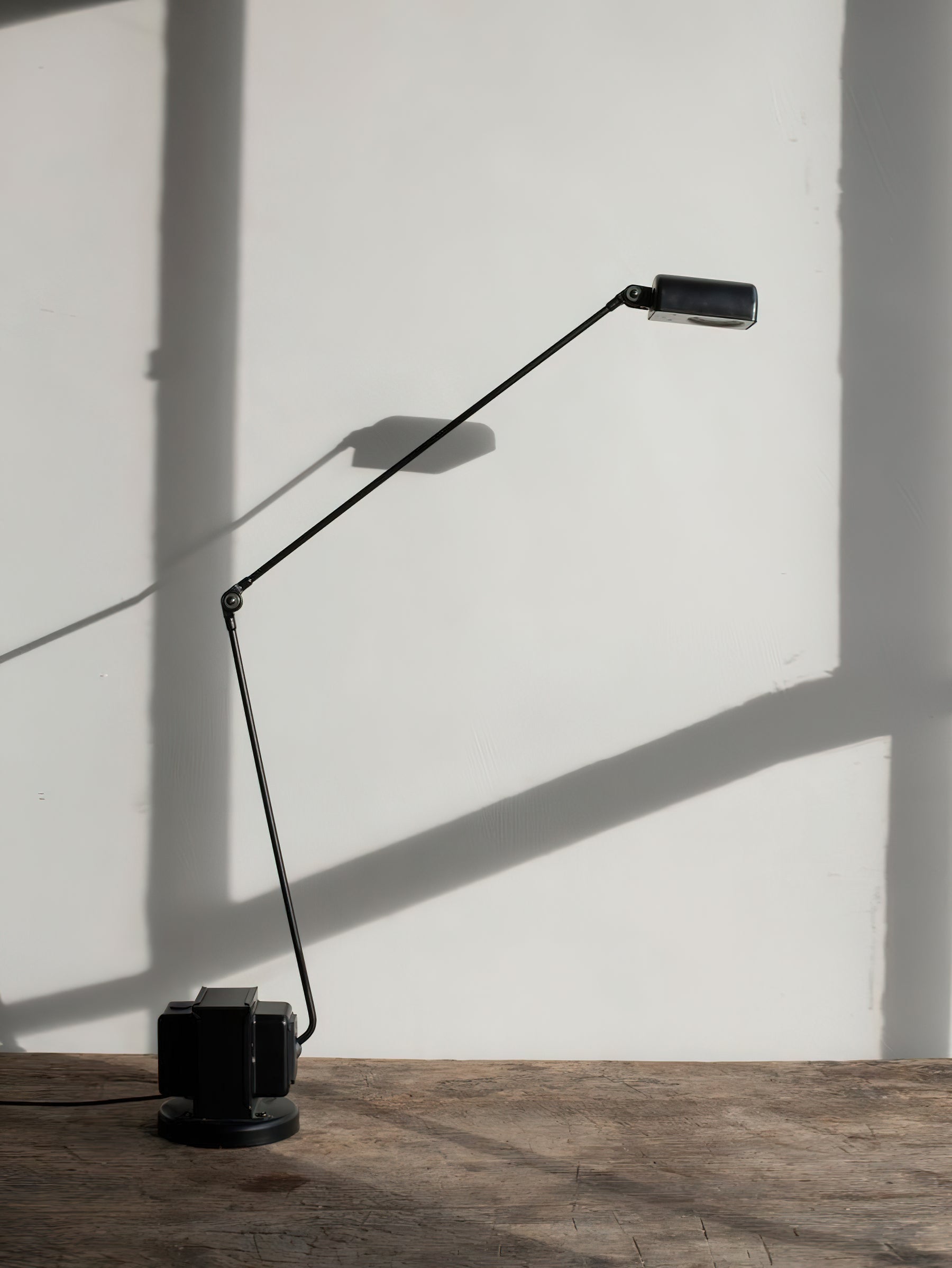 Halekao Table Lamp