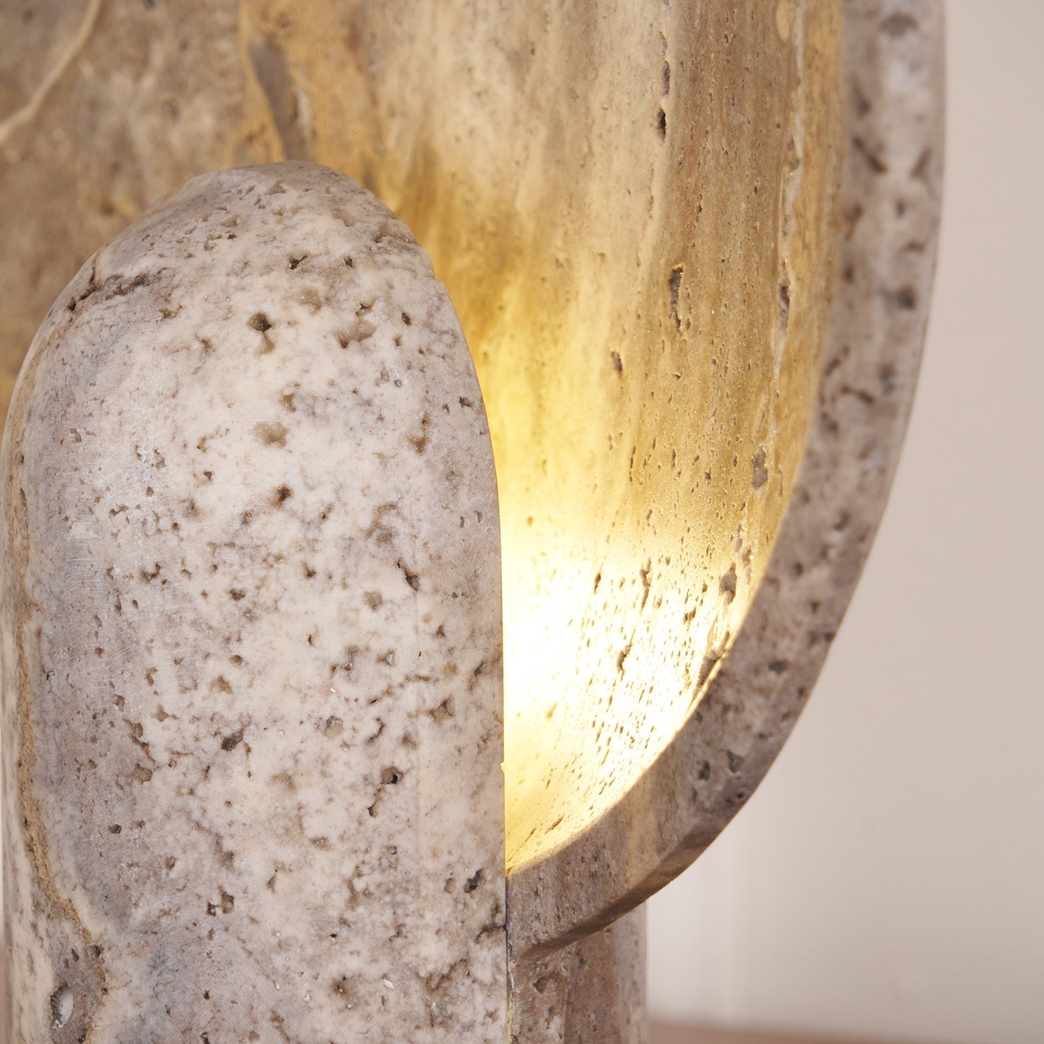 Arunes Table Lamp