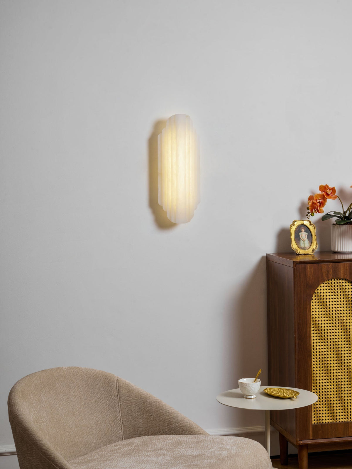 Estelle Alabaster Wall Sconce – detail 15