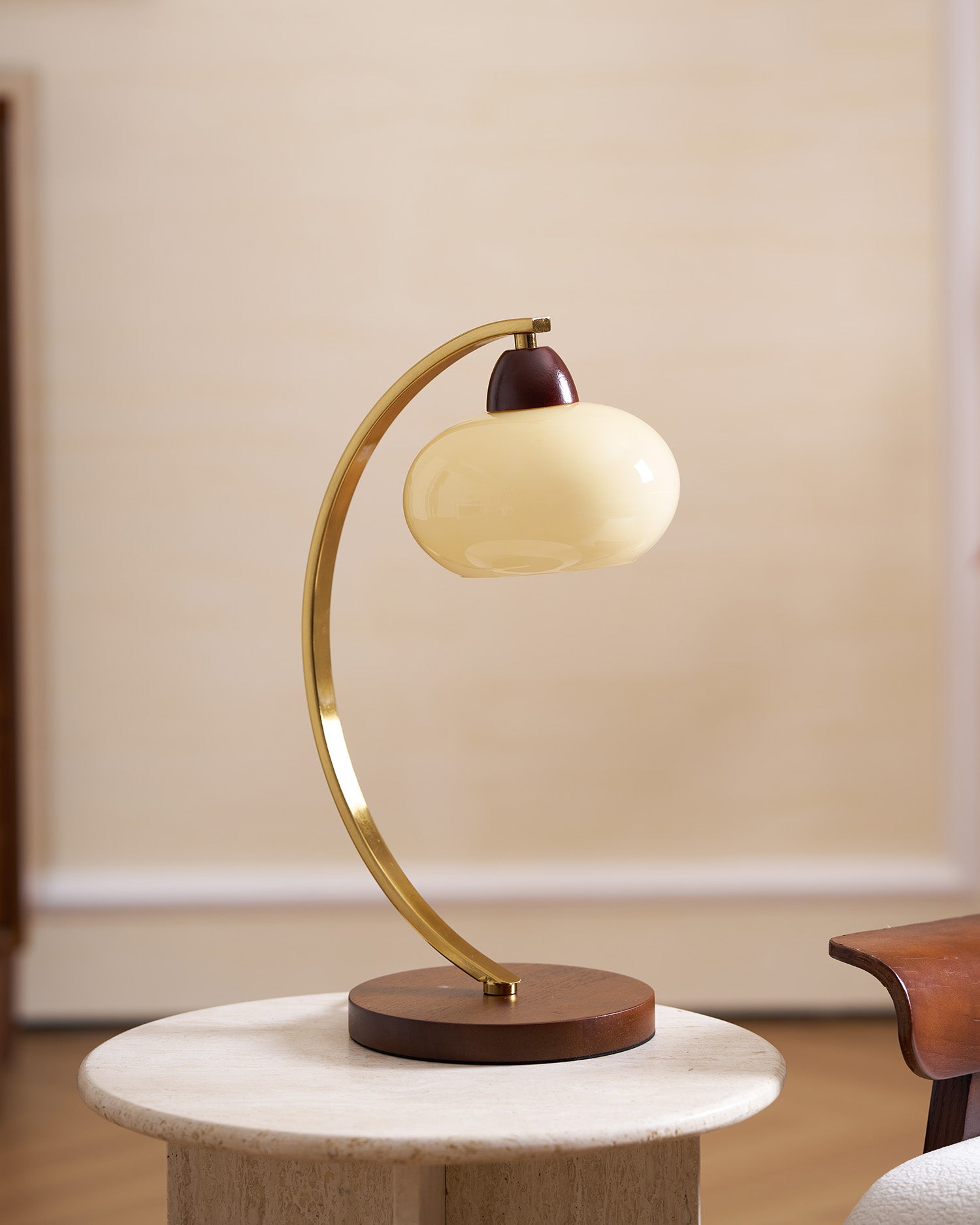 Finira Vintage Table Lamp
