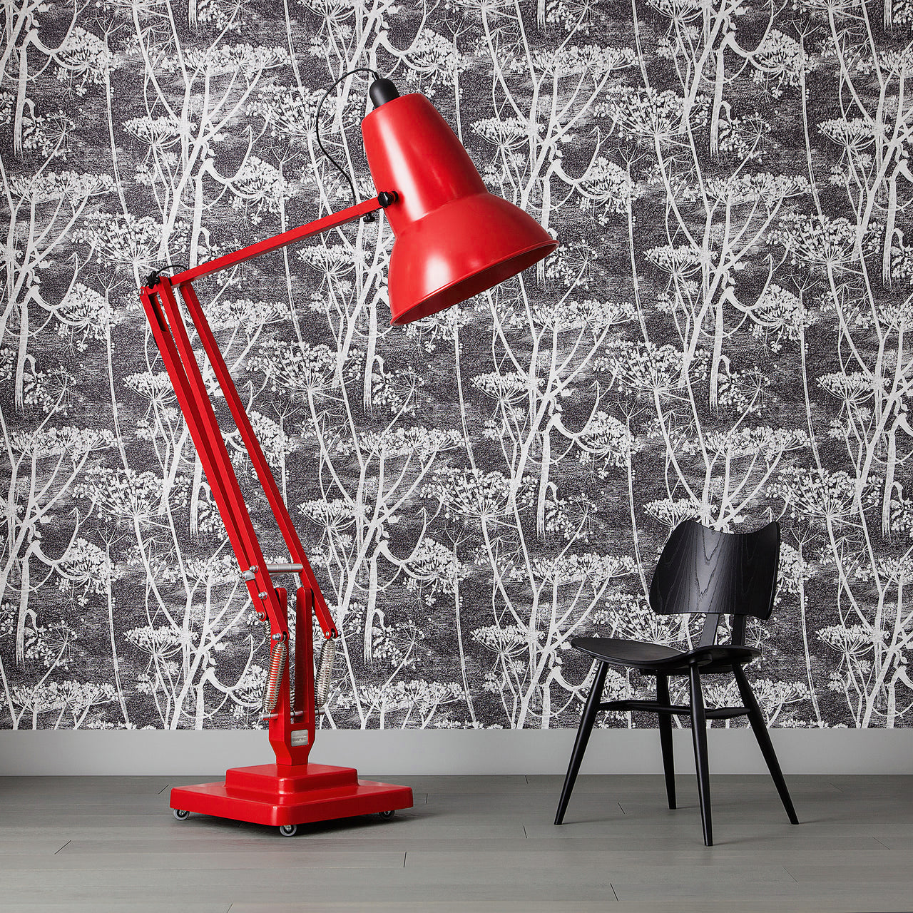 Jorlanel Articulated Floor Lamp