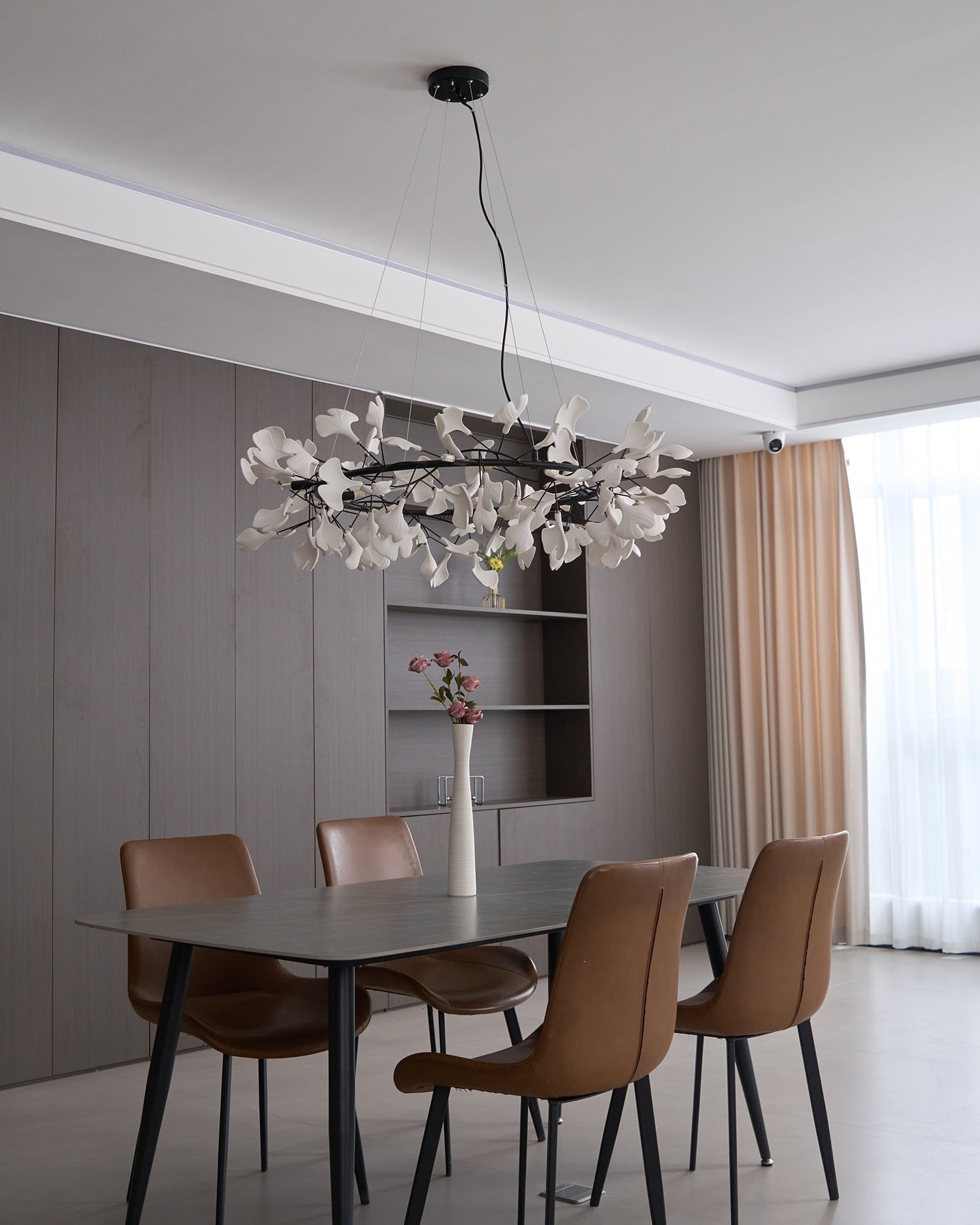 Emorcove Round Chandelier