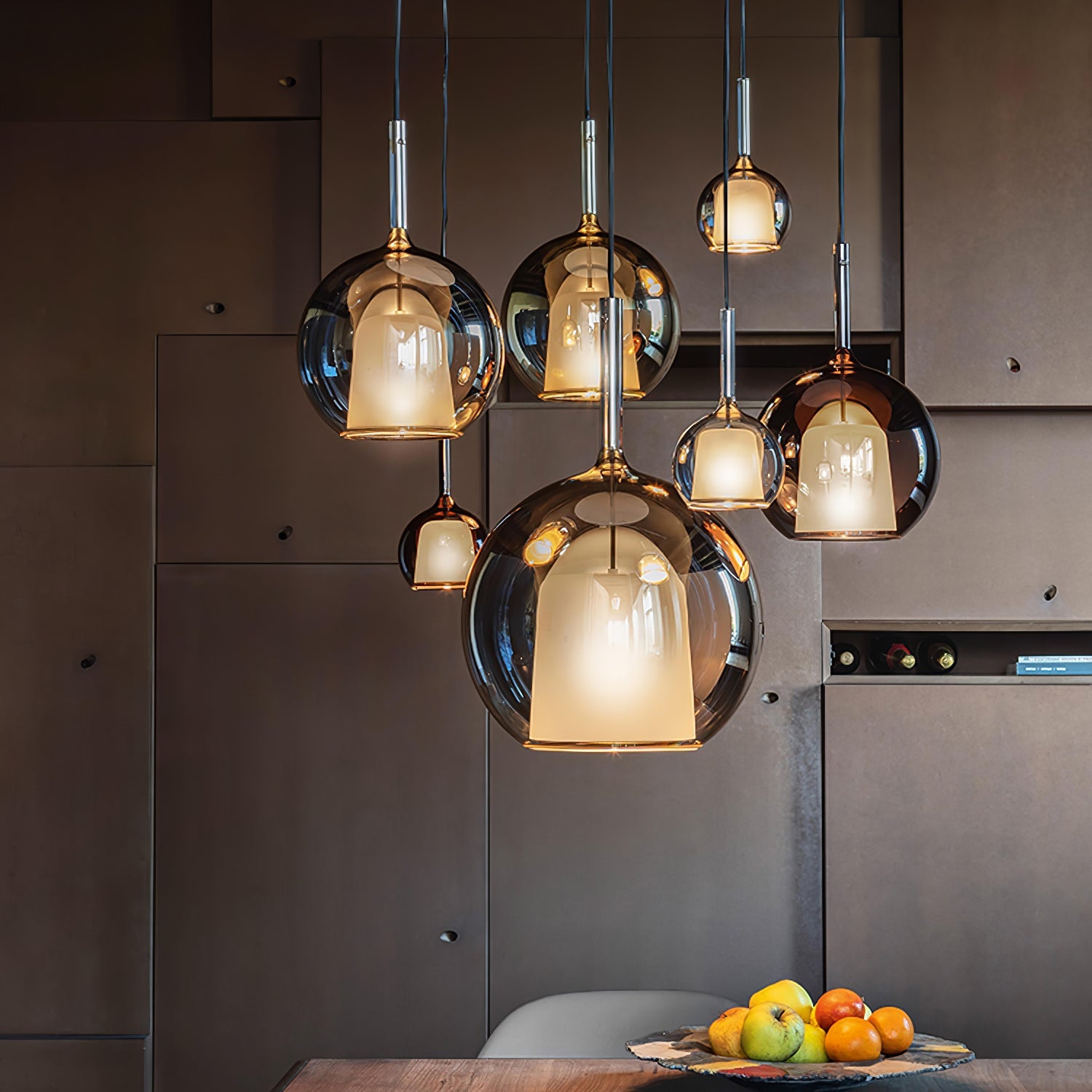 Vyreno Globe Pendant Light
