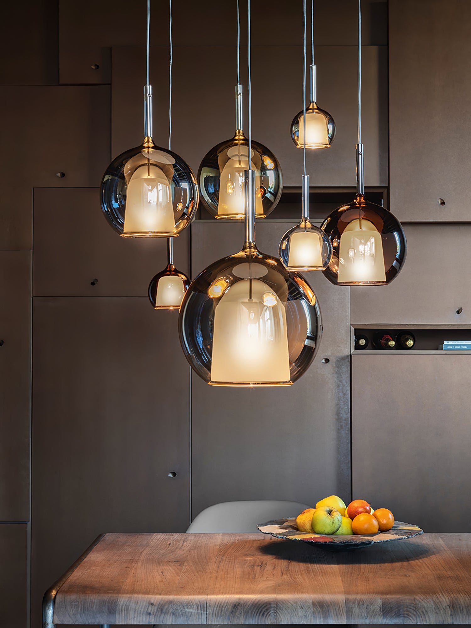 Vyreno Globe Pendant Light