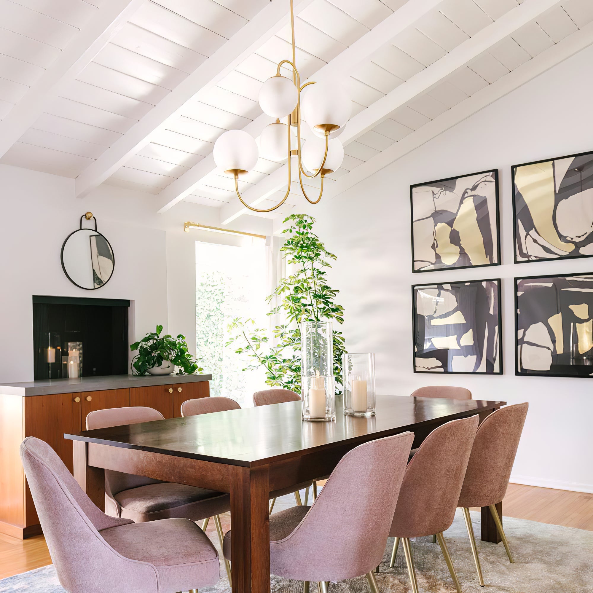 Jornoen Globe Chandelier