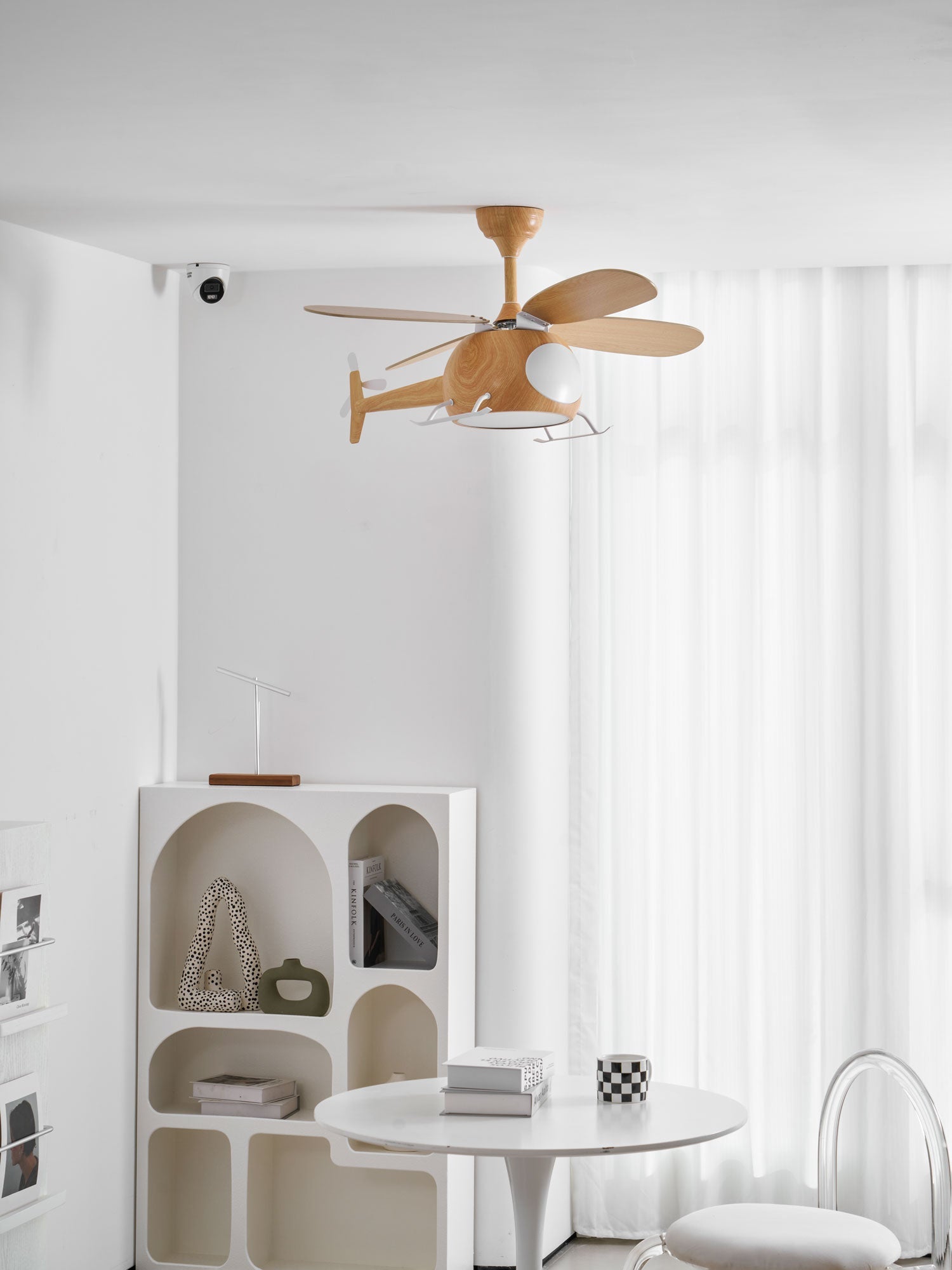Yaralin Helicopter Ceiling Fan Light